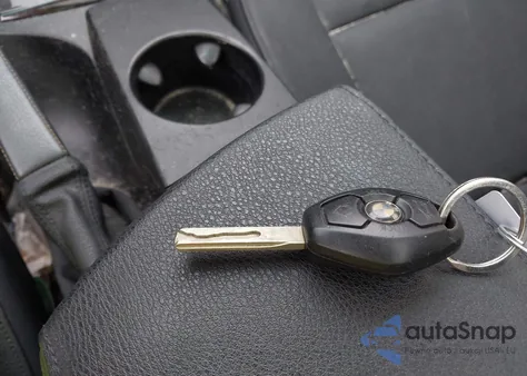 2008 BMW X3 3.0Si из США, поврежденный, VIN WBXPC93498WJ18505